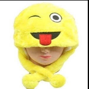 FUZZZY WUZZY Emoji “ME? SARCASTIC? NEVER!” Beanie winter hat one size fits most